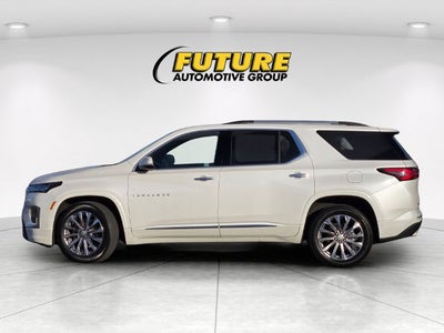 2022 Chevrolet Traverse Premier AWD W/ Navigation and Bose Audio