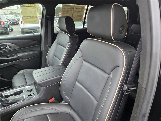 2023 Chevrolet Traverse Premier AWD w/Dual Panel Moonroof