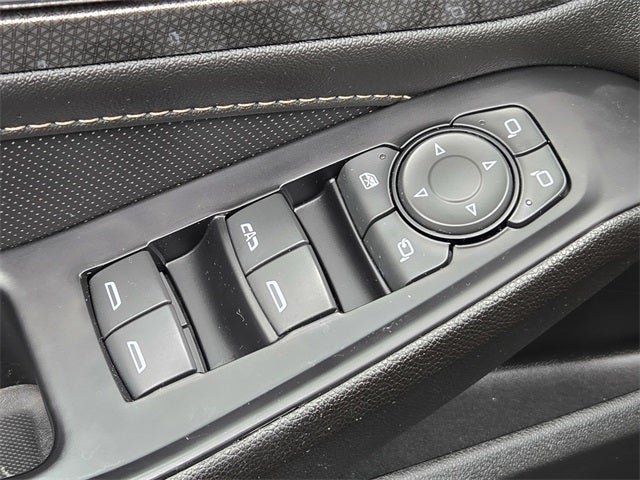 2023 Chevrolet Traverse Premier AWD w/Dual Panel Moonroof