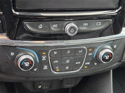 2023 Chevrolet Traverse Premier AWD w/Dual Panel Moonroof