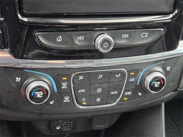 2023 Chevrolet Traverse Premier AWD w/Dual Panel Moonroof