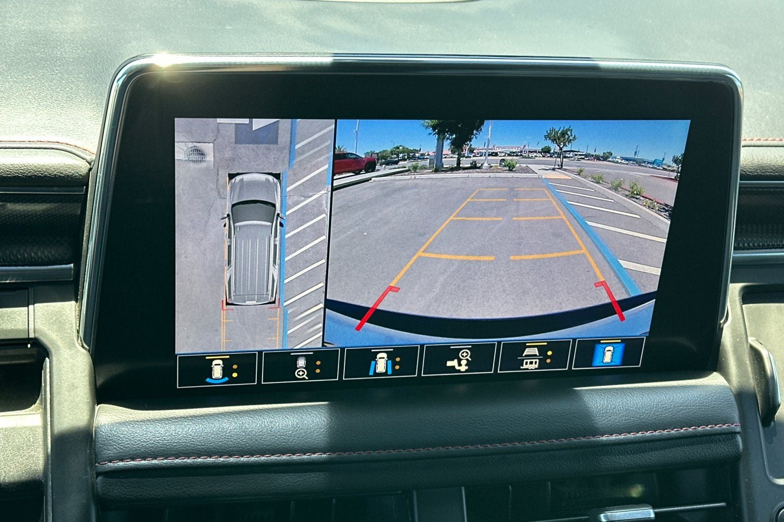 2021 Chevrolet Suburban RST
