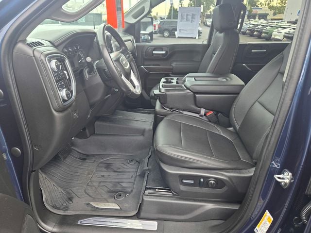 2023 GMC Sierra 2500HD SLT Crew Cab 4WD Only 10K Miles