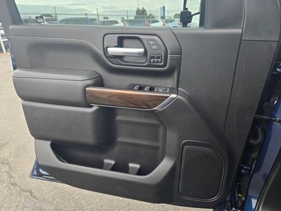 2023 GMC Sierra 2500HD SLT Crew Cab 4WD Only 10K Miles