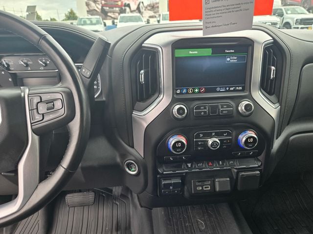 2023 GMC Sierra 2500HD SLT Crew Cab 4WD Only 10K Miles