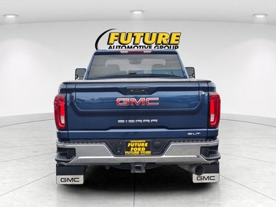 2023 GMC Sierra 2500HD SLT Crew Cab 4WD Only 10K Miles