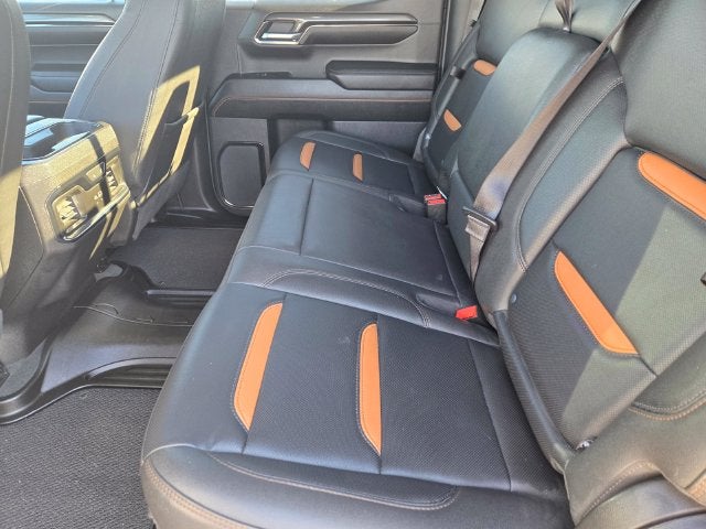2023 GMC Sierra 1500 AT4 Crew Cab 4WD w/Premium Package & Only 35K Miles