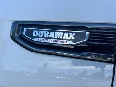 2023 GMC Sierra 1500 AT4 Crew Cab 4WD