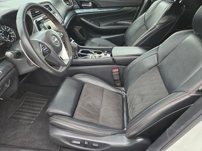 2023 Nissan Maxima SR W/ Leather and Bose Premium Audio