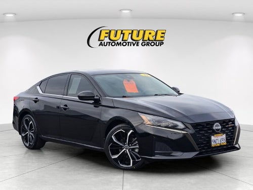 2024 Nissan Altima 2.5 SR Sedan w/Premium Package