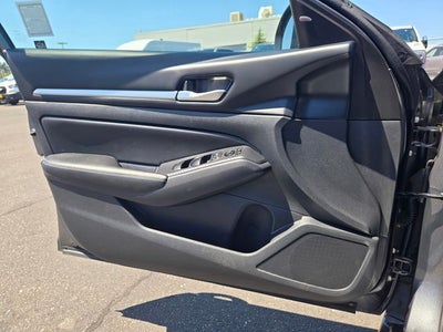 2022 Nissan Altima 2.5 SV Sedan