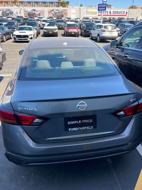2022 Nissan Altima 2.5 SV Sedan