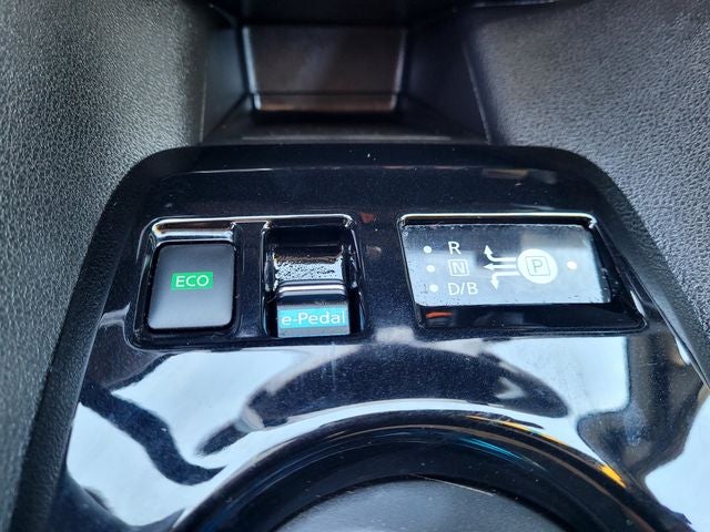 2024 Nissan Leaf SV Plus