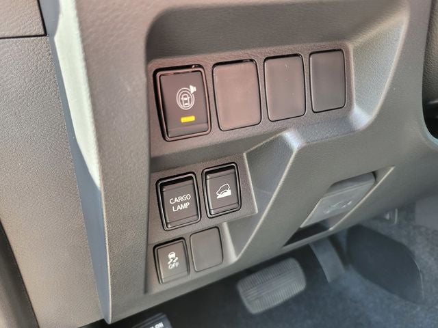 2024 Nissan Frontier SV 4WD