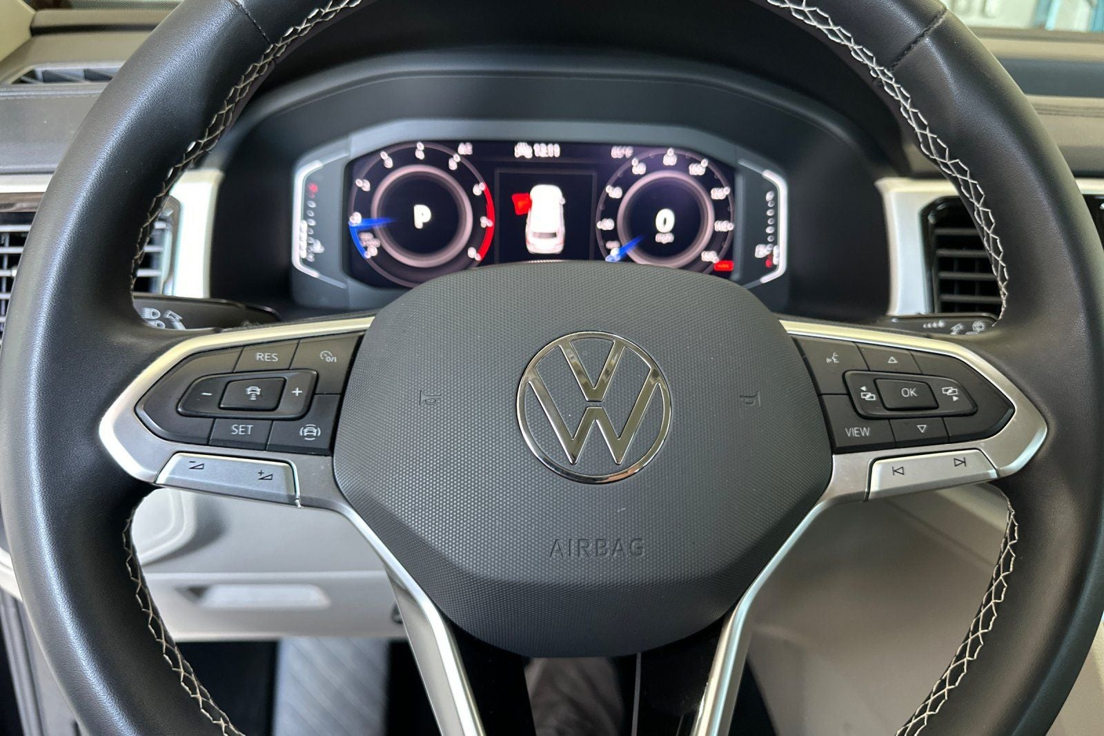 2022 Volkswagen Atlas 3.6L V6 SE w/Technology
