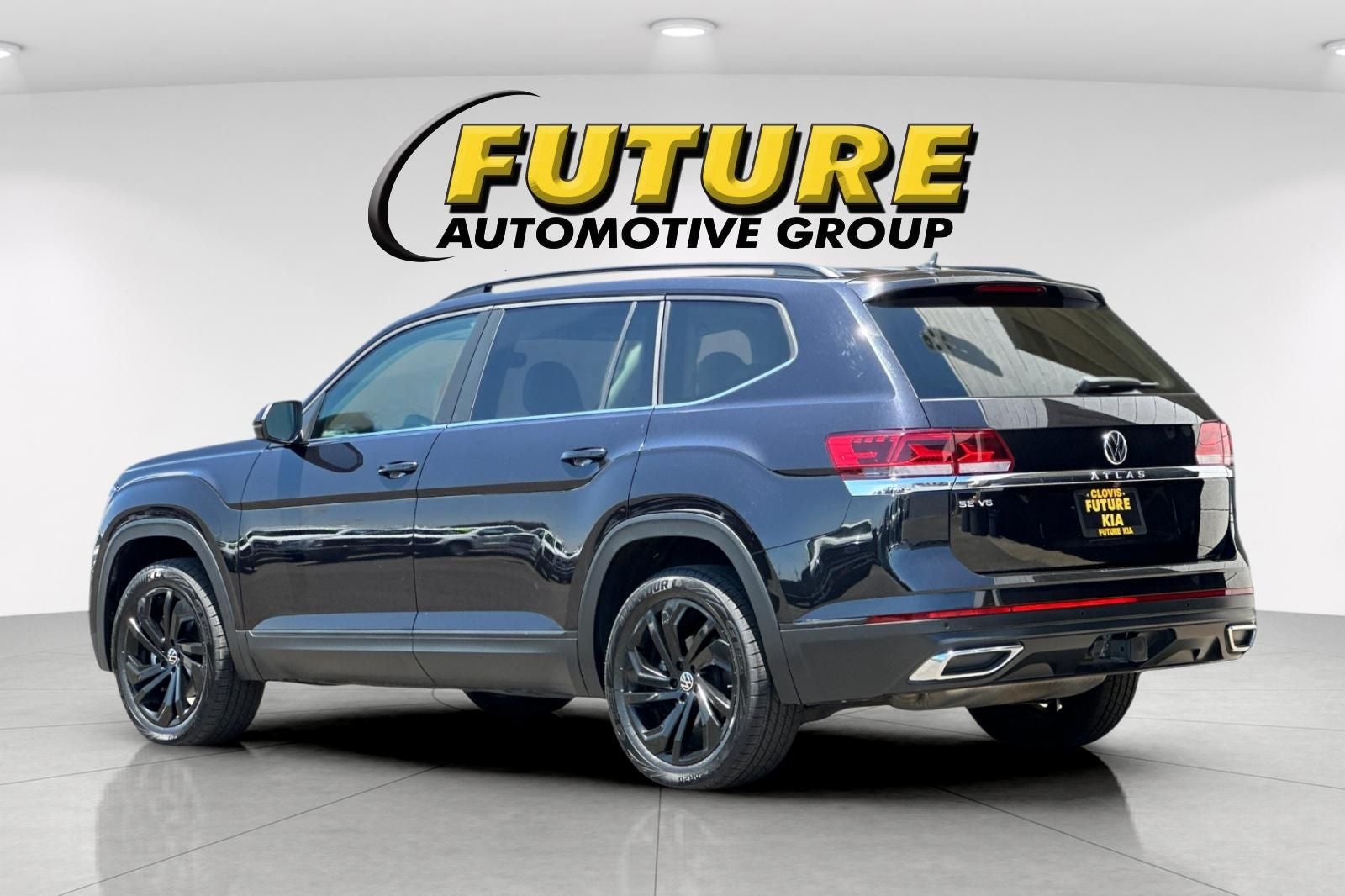 2022 Volkswagen Atlas 3.6L V6 SE w/Technology