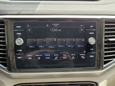 2022 Volkswagen Atlas 3.6L V6 SE w/Technology
