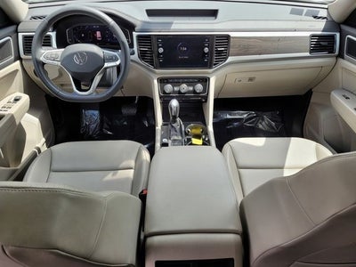 2022 Volkswagen Atlas 3.6L V6 SE w/Technology