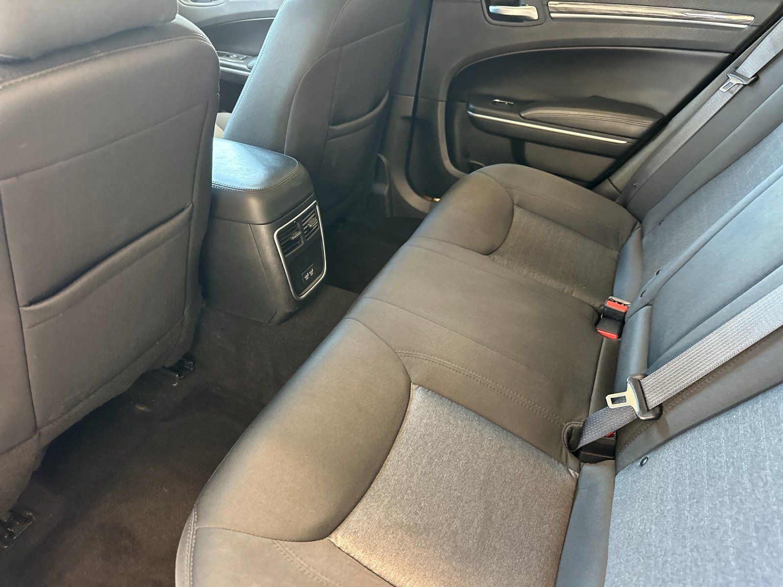 2020 Chrysler 300 Touring