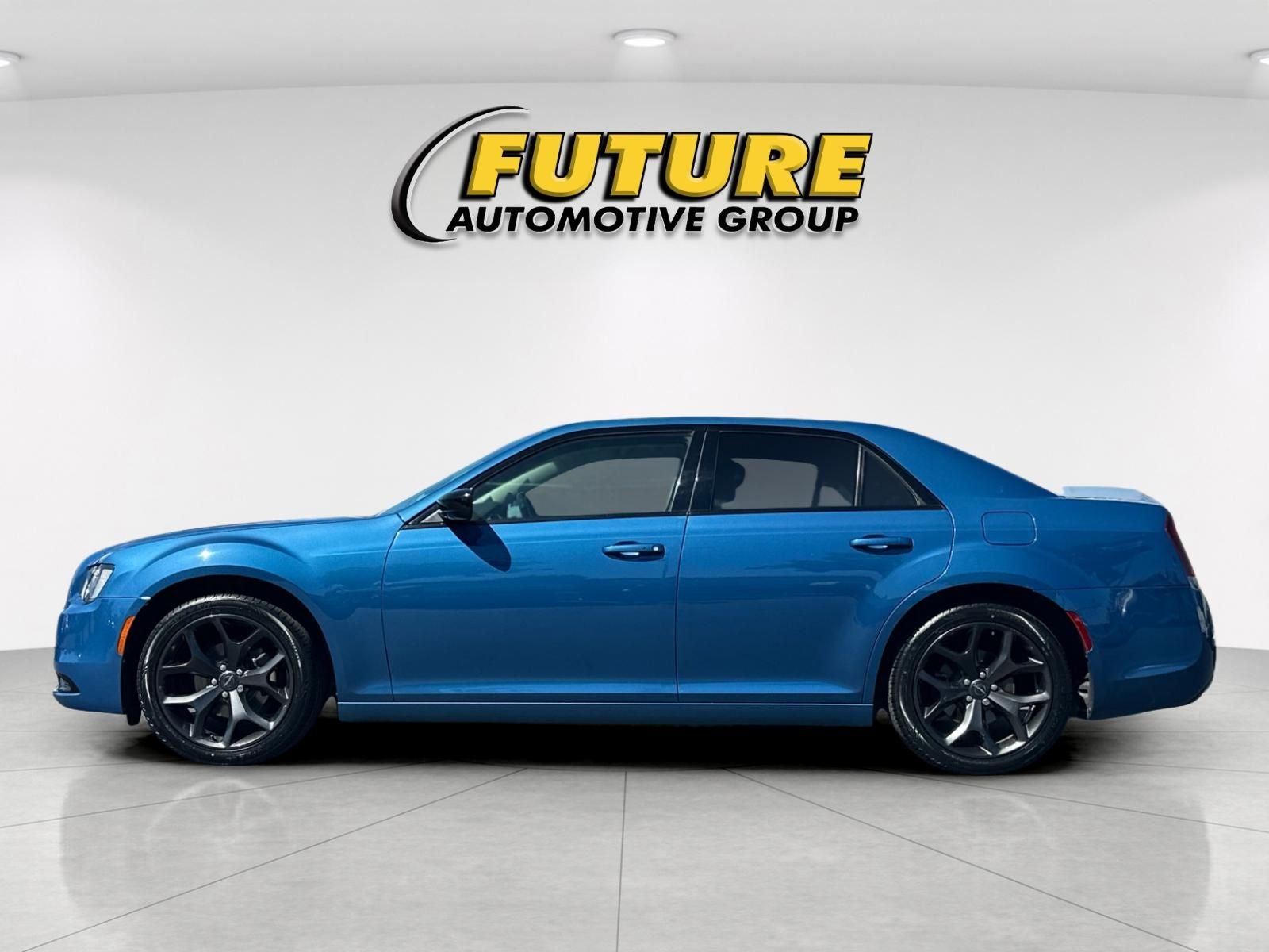 2020 Chrysler 300 Touring