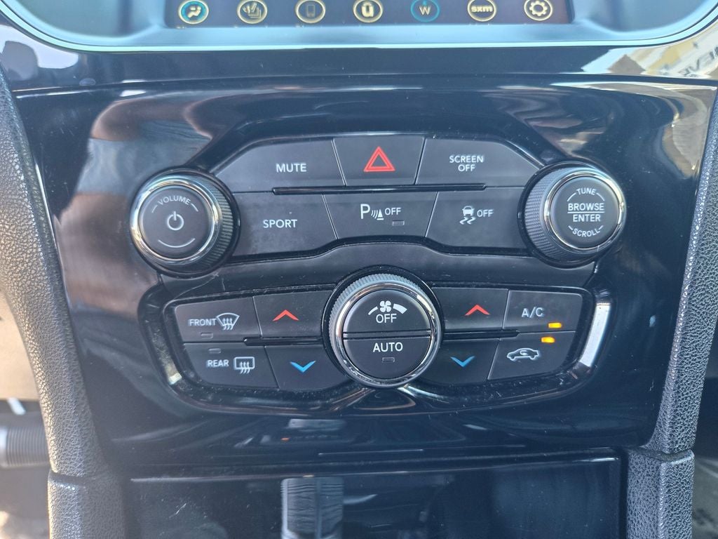 2022 Chrysler 300 S