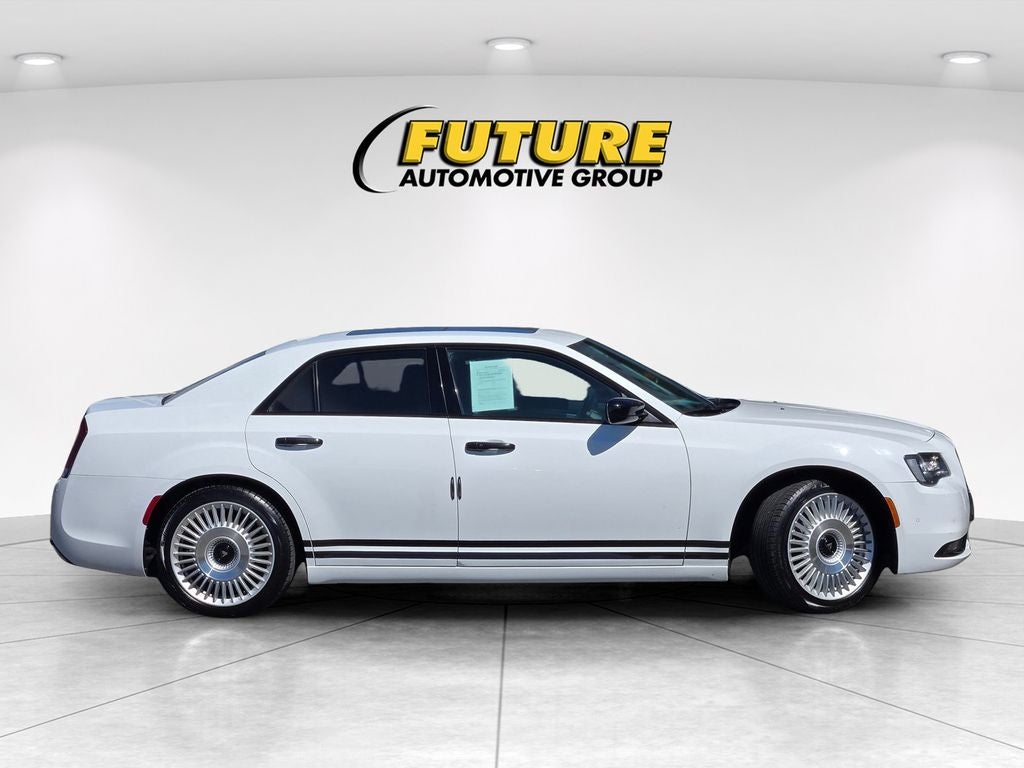 2022 Chrysler 300 S