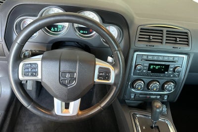 2013 Dodge Challenger SXT