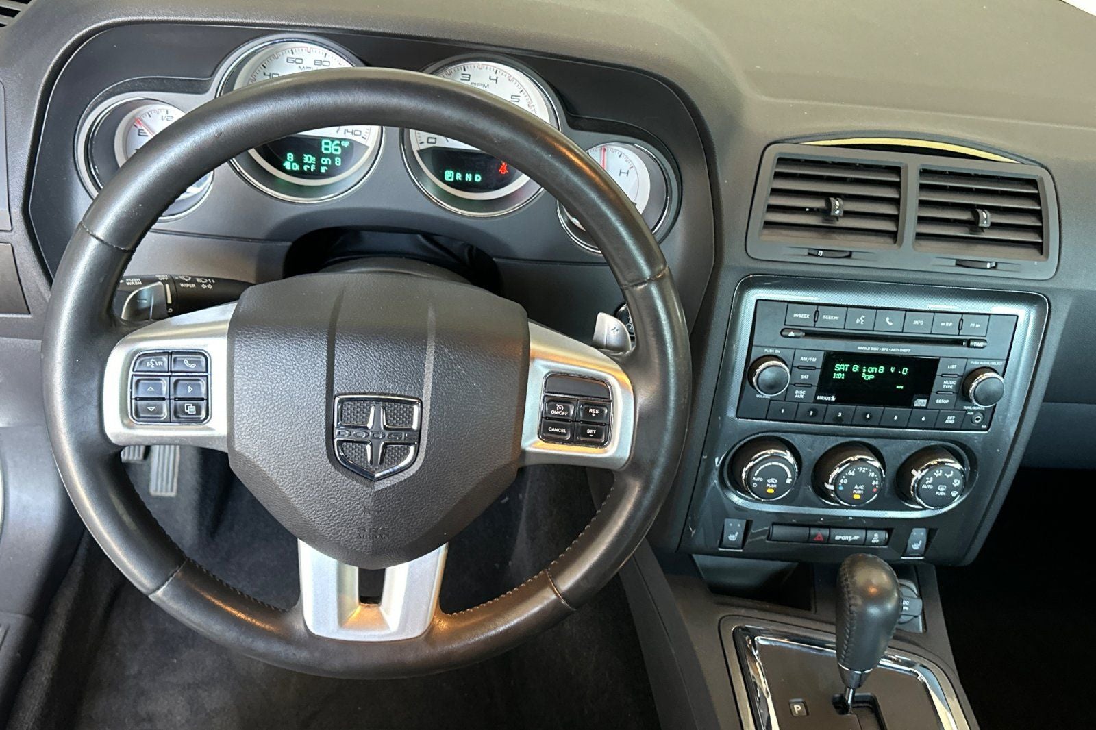 2013 Dodge Challenger SXT