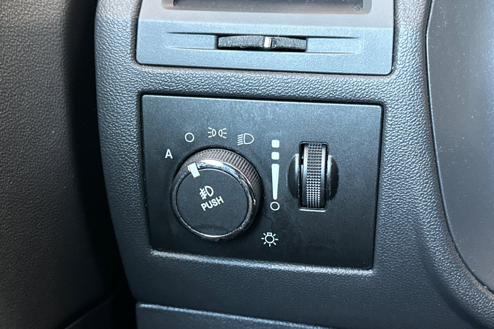 2013 Dodge Challenger SXT