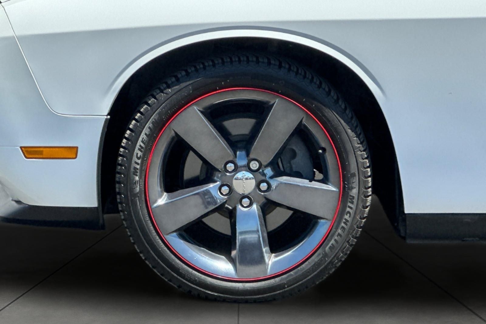 2013 Dodge Challenger SXT