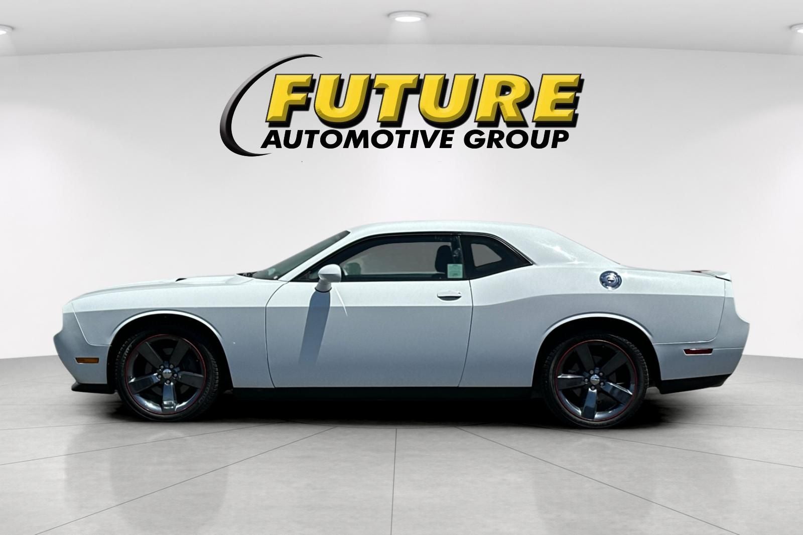 2013 Dodge Challenger SXT