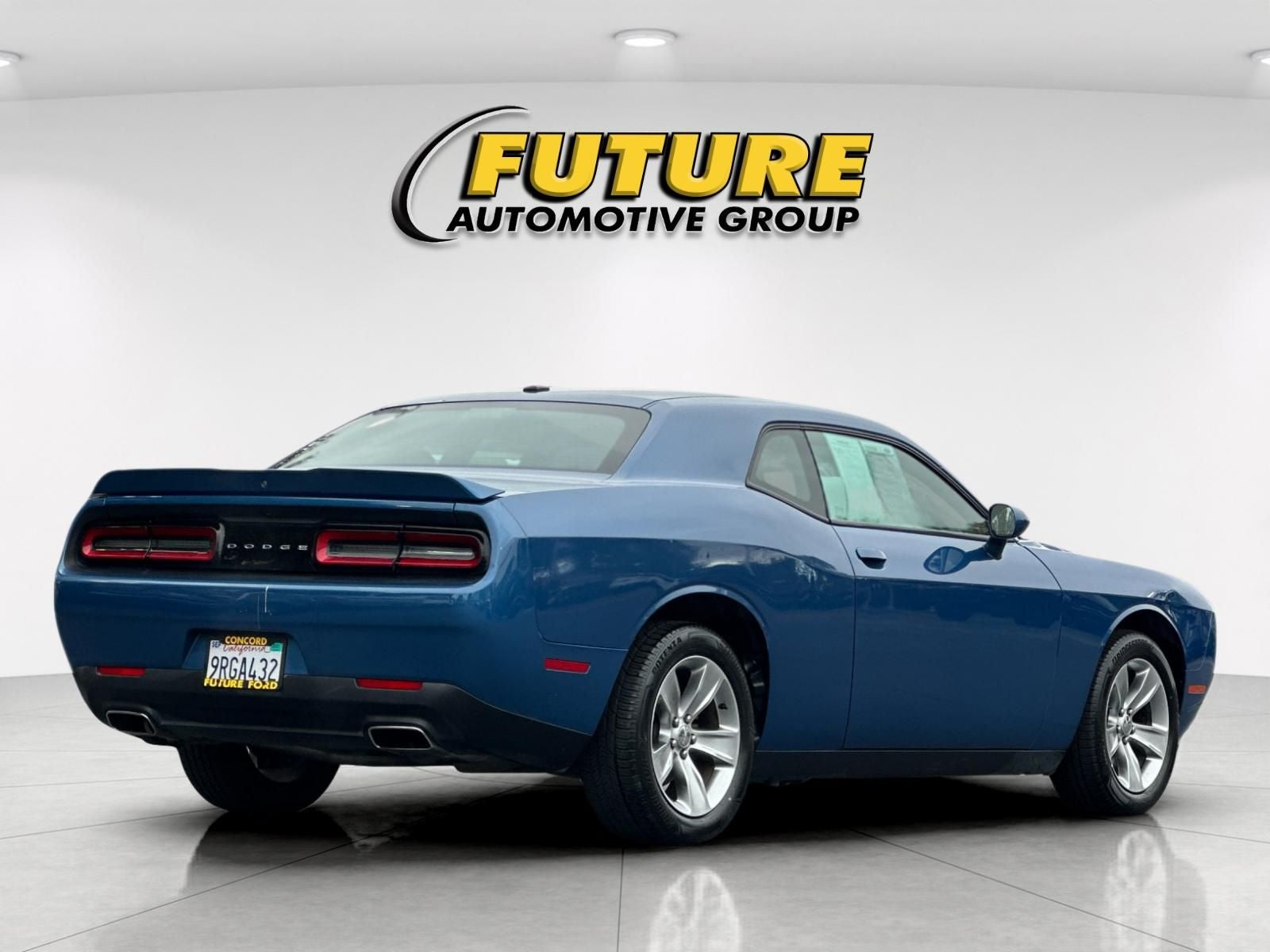 2021 Dodge Challenger SXT
