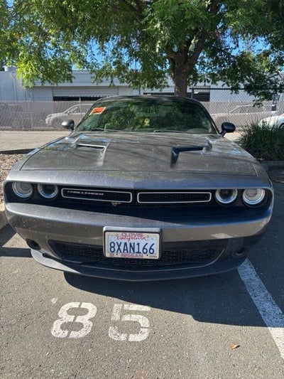2017 Dodge Challenger SXT