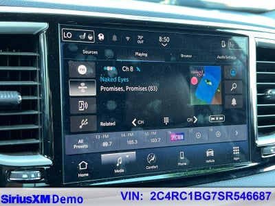 2025 Chrysler Pacifica Select