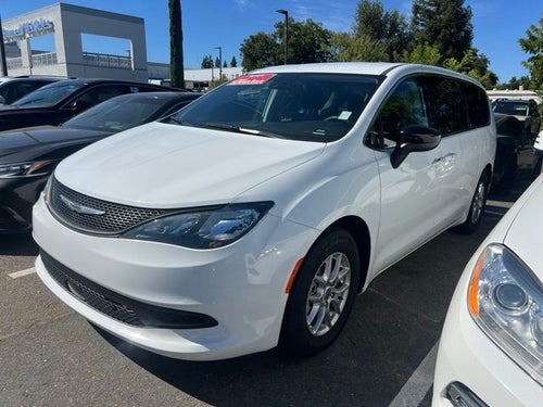 2024 Chrysler Voyager LX Passenger Van