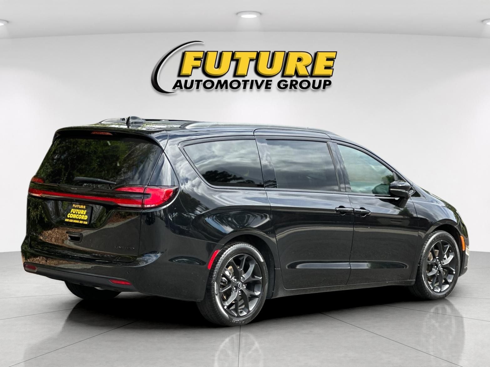 2025 Chrysler Pacifica Limited