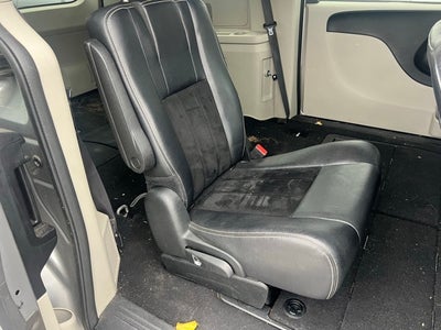 2017 Dodge Grand Caravan SXT Passenger Van