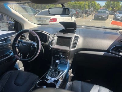 2015 Ford Edge Titanium RWD w/Nav & Pano Roof