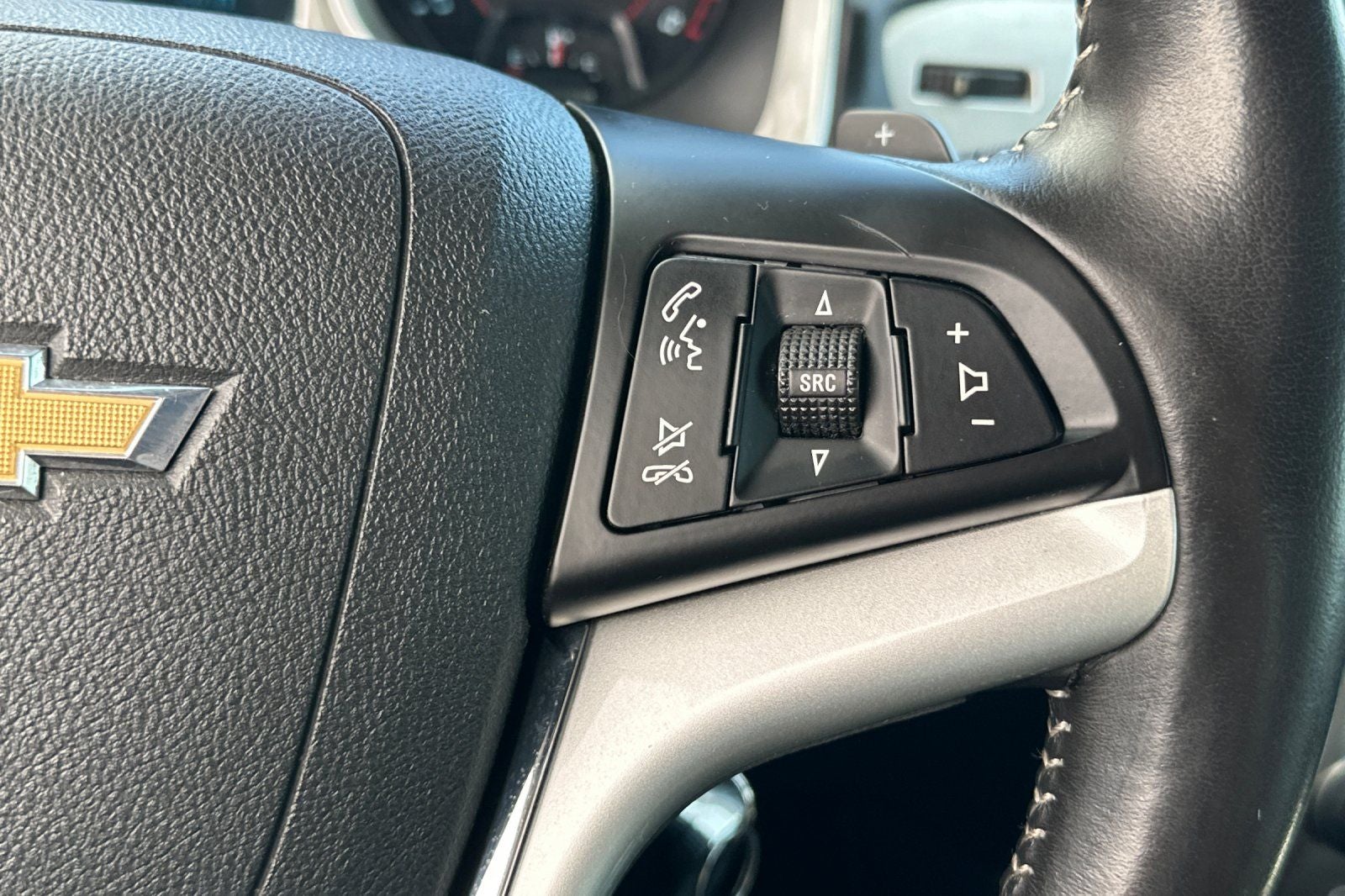 2015 Chevrolet Camaro 1LT 32K MILES