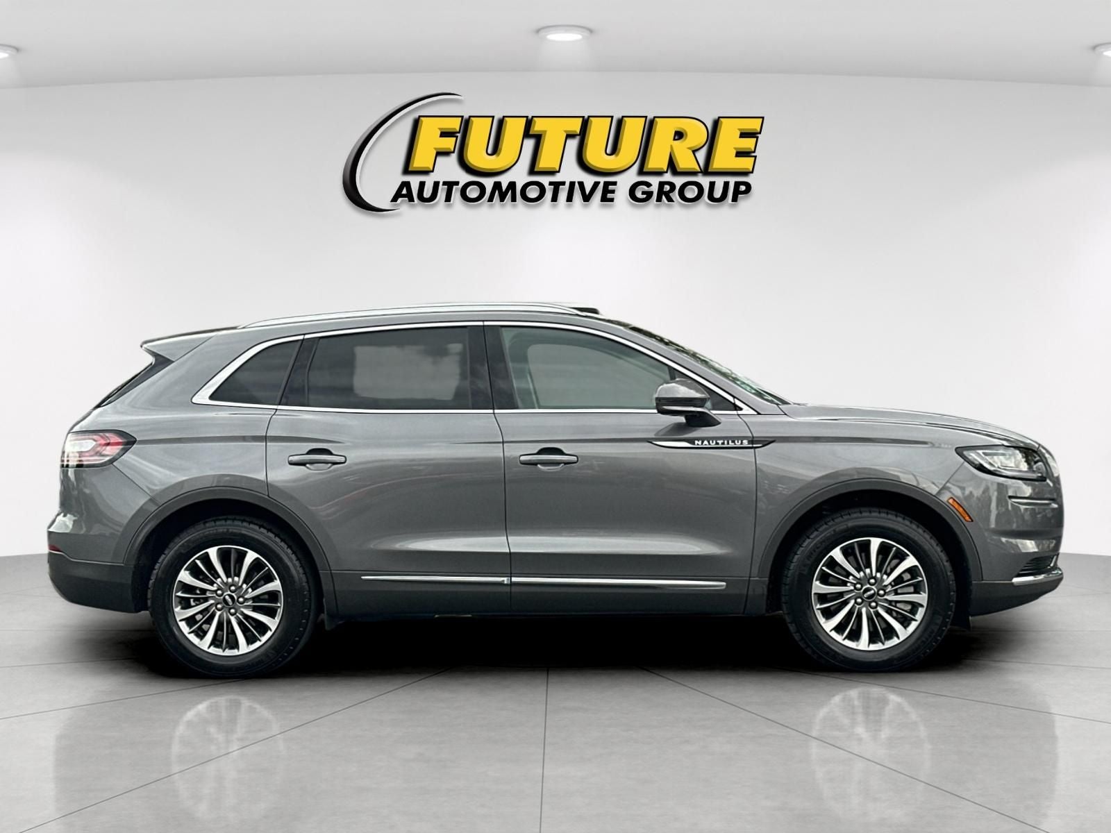2023 Lincoln Nautilus Standard