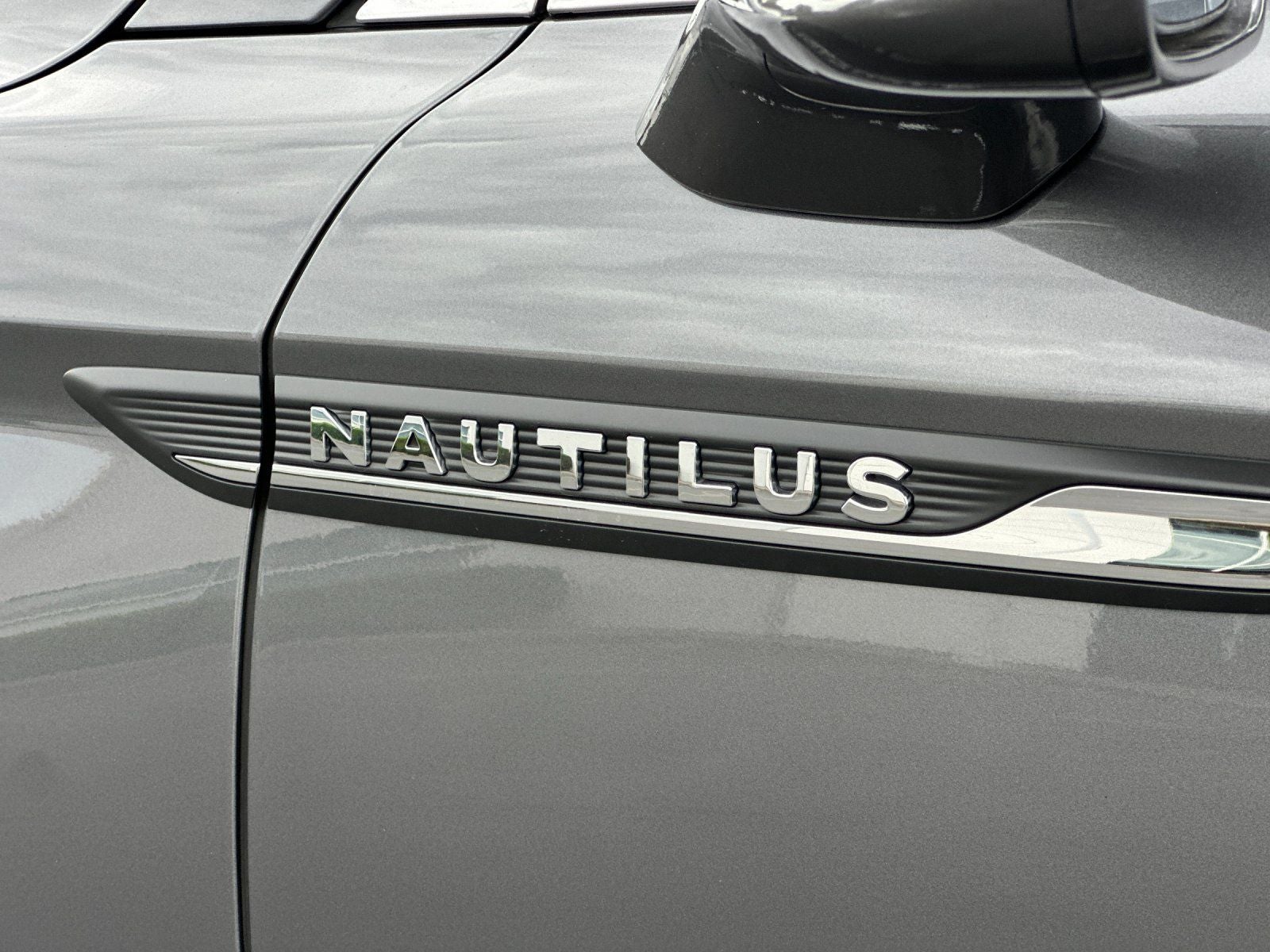 2023 Lincoln Nautilus Standard