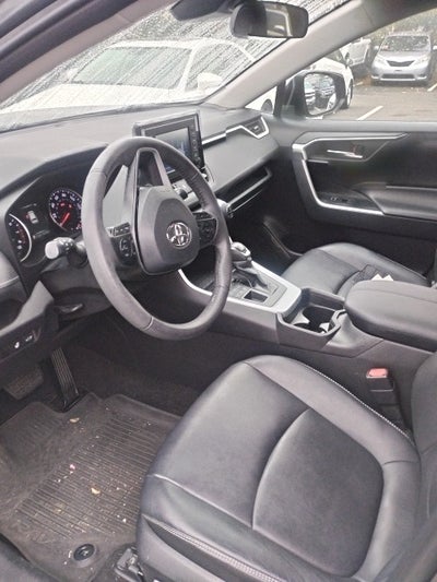 2021 Toyota RAV4 XLE Premium AWD w/Premium Package