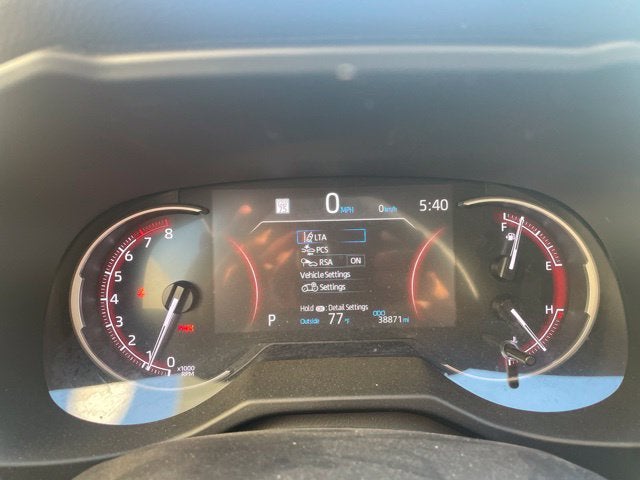 2025 Toyota RAV4 LE FWD