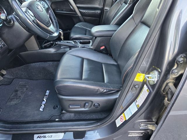 2016 Toyota RAV4 SE AWD W/ Moonroof