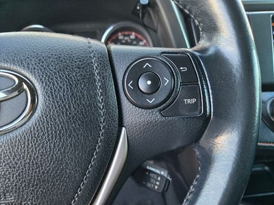 2016 Toyota RAV4 SE AWD W/ Moonroof
