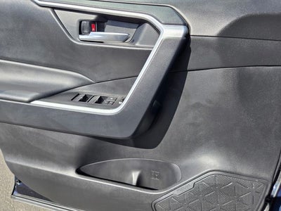 2025 Toyota RAV4 XLE AWD