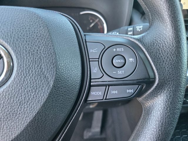 2025 Toyota RAV4 XLE AWD