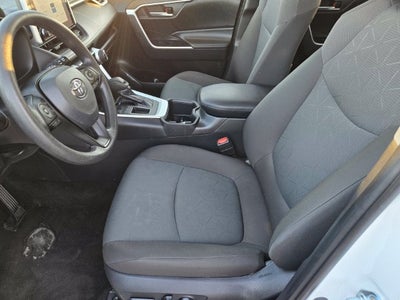 2025 Toyota RAV4 XLE FWD