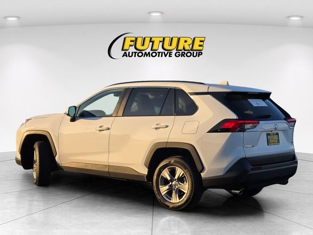 2025 Toyota RAV4 XLE FWD