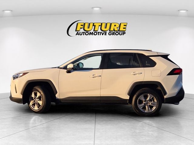 2025 Toyota RAV4 XLE FWD